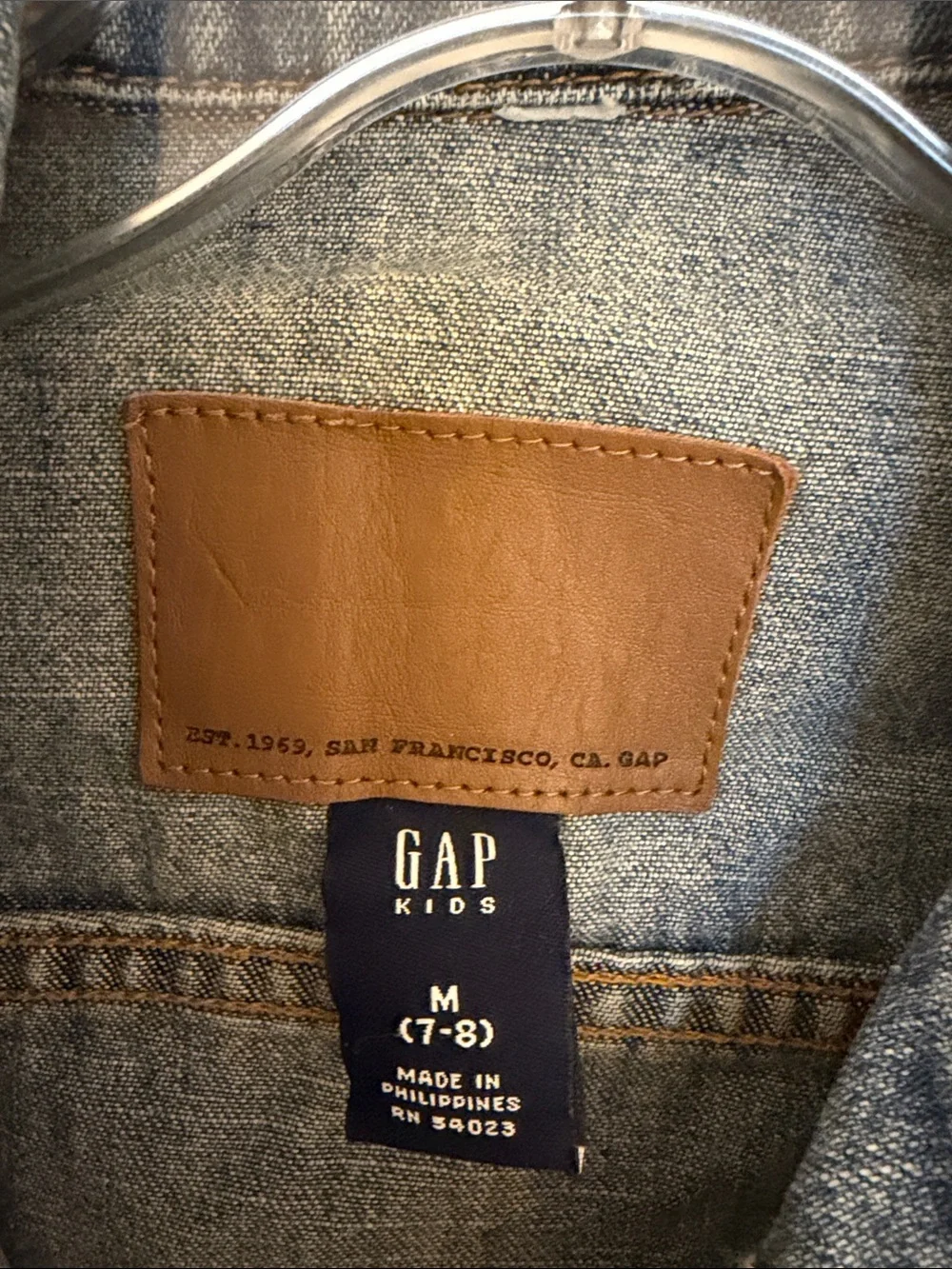 Vintage Kid’s Gap Blue Denim Jean Jacket - Size M (7-8)